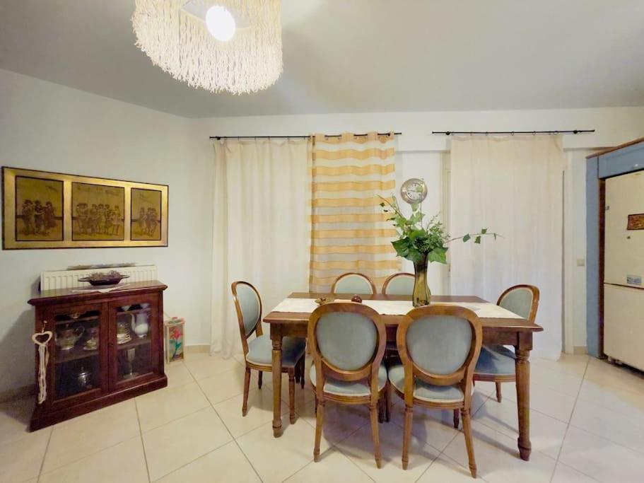 Sweet Central Apartment Heraklion  Bagian luar foto